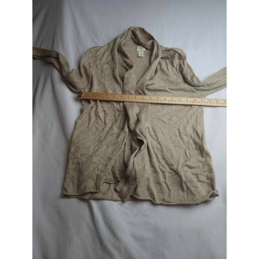 Chicos Beige Ruffle Open Front Cardigan Tan Shawl Collar Ribbed Sleeve Size 0